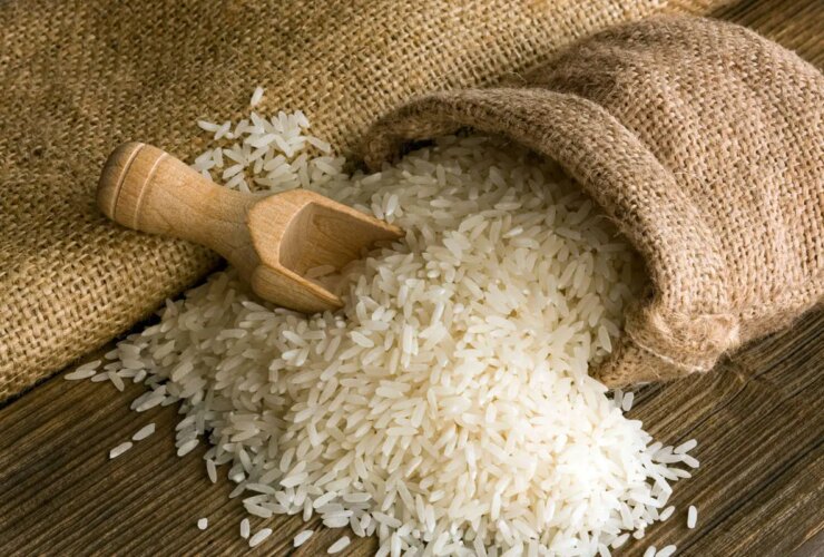 وزیر دادگستری: برنج پاکستانی باید 6000 پوند اما 6000 کیلو باشد