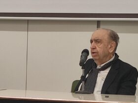 این فرمان در مورد احمد پژمن چه گفت؟