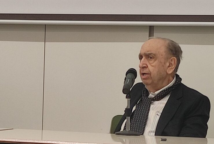 این فرمان در مورد احمد پژمن چه گفت؟