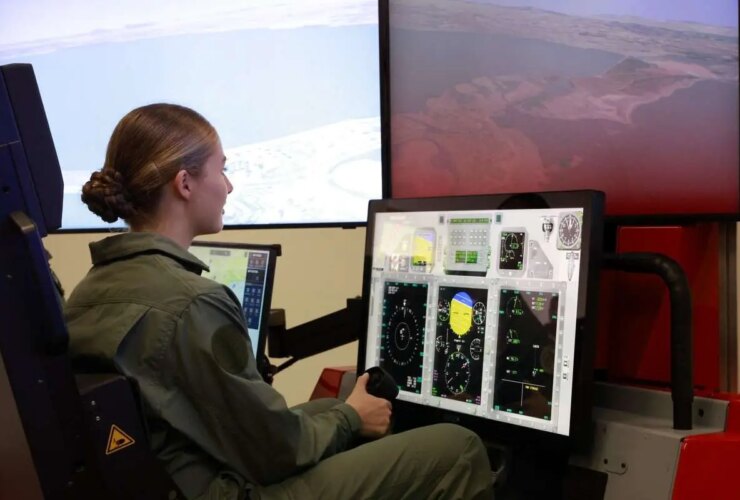 تصاویر پرنسس به نیروی هوایی پیوست 18 تصاویر پرنسس به نیروی هوایی پیوست