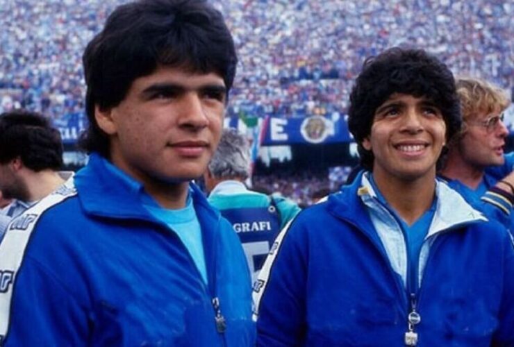 آقای سوره! کتاب خود را از آدل فردووس ریخت ، بنابراین شما شکافی ایجاد نمی کنید! 25 آقای سوره! کتاب خود را از آدل فردووس ریخت ، بنابراین شما شکافی ایجاد نمی کنید!