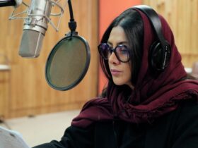 منتشر شده توسط نسخه ویژه کور "سارا" توسط آزاده صمدی