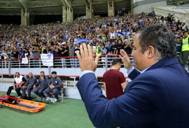 پاسخ تاجرنیا به عملکرد ساپینتو پس از از دست دادن استقلال 9 پاسخ تاجرنیا به عملکرد ساپینتو پس از از دست دادن استقلال