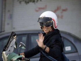 تصاویر رسانه های خارجی موتورسیکلت زن ایرانی