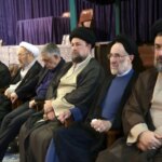 تصاویر اولین حضور سید محمد خاتامی در مراسم ترخیص بیمارستان