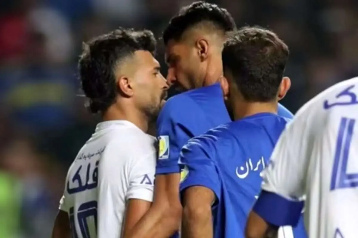 رامین مدافع Persepolis Esteghlal باعث شلیک شده است!