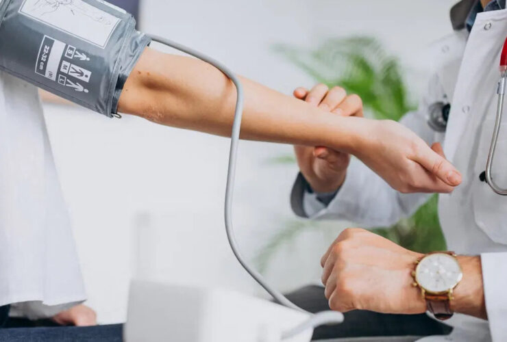 کدام علائم فشار خون پایین را نشان می دهد؟