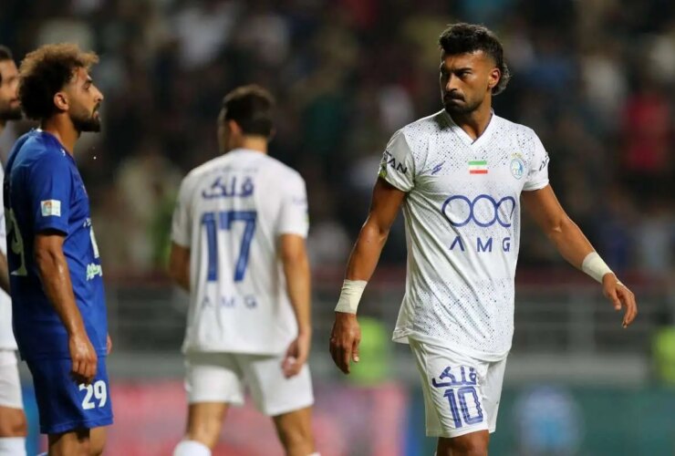 مجازات رهبری که دستور داد یک بطری پرتاب به رضایان