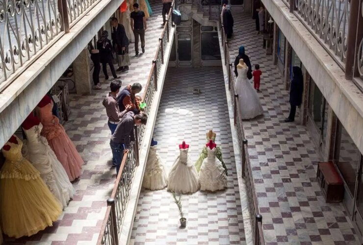 سالن های عروسی جدید ؛ هر انسانی 50 میلیون نفر!