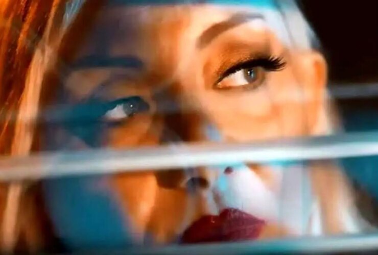 آیا مرگ/ سقوط خواننده ترکی یا خودکشی است؟!