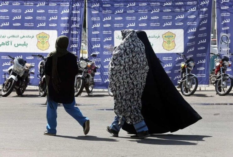 تصاویر سارقان و سارقان در دام پلیس پایتخت 35 تصاویر سارقان و سارقان در دام پلیس پایتخت