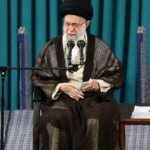 پیام رهبر انقلابی به آیت الله سیستانی