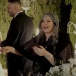 آریایی ، نقشه بردار Naima Nizam در حال خواندن ازدواج خود است