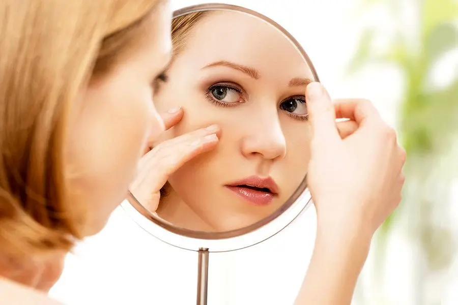آیا آرایش باعث پیری زودرس پوست می شود؟