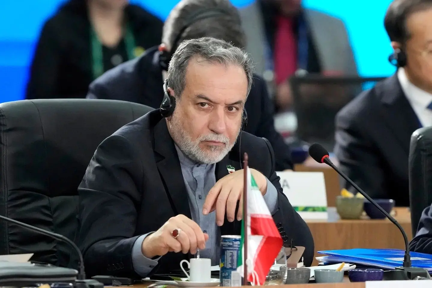 اراکچی: آنها در فوری اروپا Troica پیروز نخواهند شد