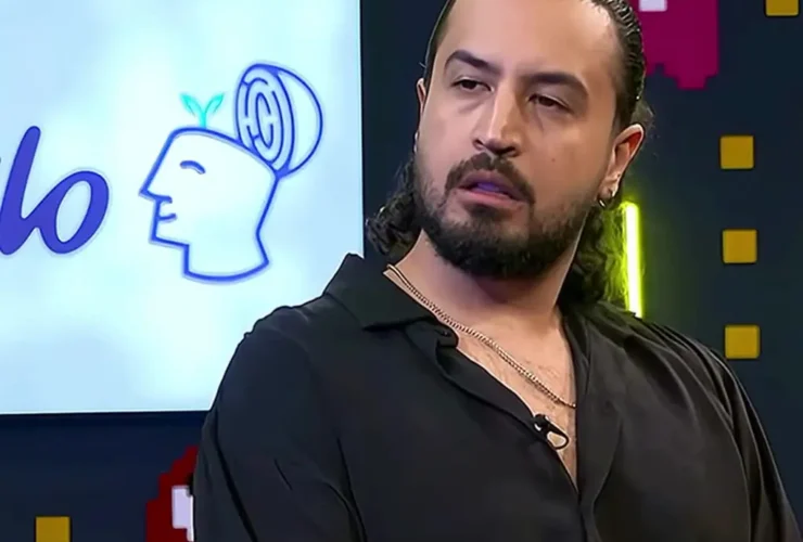 اظهارات عجیب مهداد سدیقیان ؛ من داروها را آزمایش کردم! 9 اظهارات عجیب مهداد سدیقیان ؛ من داروها را آزمایش کردم!