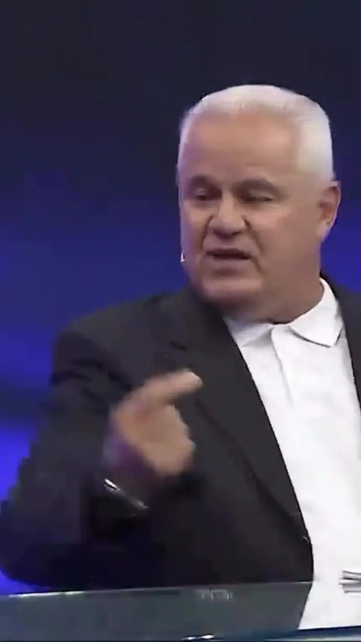 انتقاد شدید فارشاد پیوس به هاشمی: آیا می دانید که پرسپولیس شب شب است؟