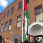 برای دیدن پرچم فلسطین در لندن برخاست