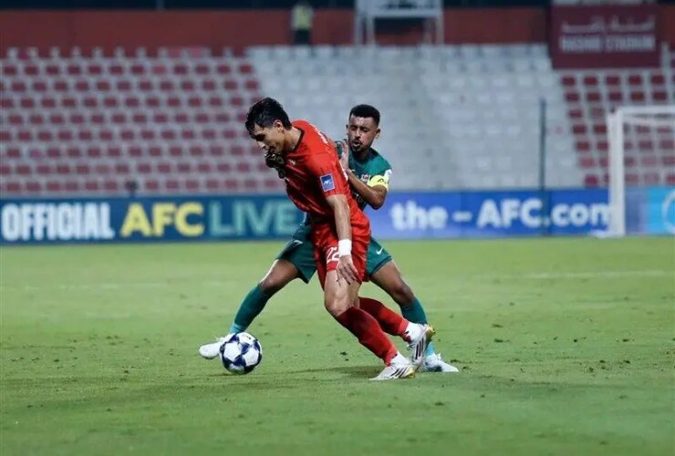 تراکتور - امارات آل -وهدا ؛ مو برای آماده سازی حریف آماده است 33 تراکتور - امارات آل -وهدا ؛ مو برای آماده سازی حریف آماده است