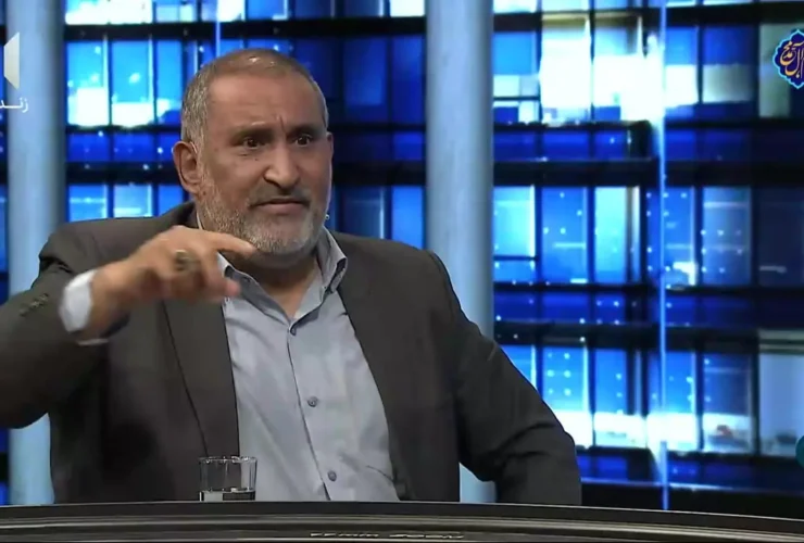 تمام رستوران هایی که از انگلیسی بزرگ استفاده می کنند باید جریمه شوند!