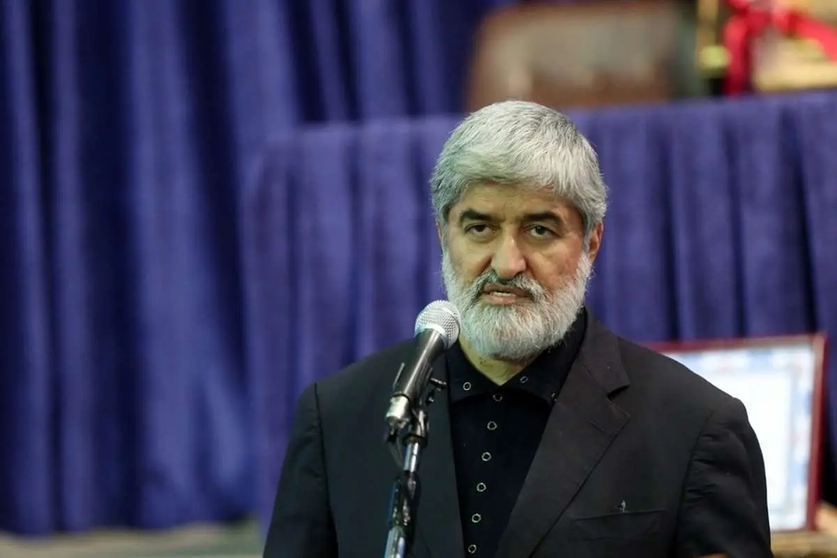 علی موتاهاری: مخالفت با کنسرت شاژاریان جنبه سیاسی دارد/ آنها می گویند که چرا در طول مسیر حرکت می کنید