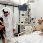 عکس امیر قطر برای بازدید از حملات اسرائیلی به دوحه رفت