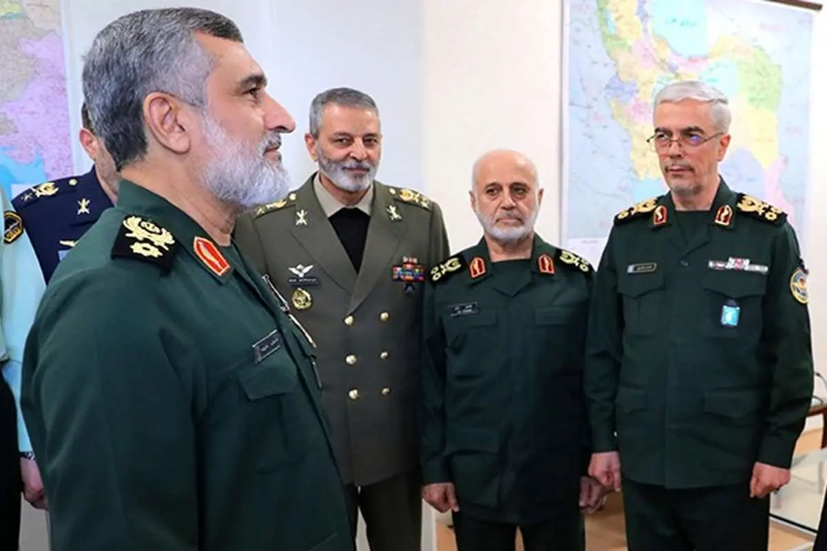 عکس منتشر نشده از فرماندهان موشک ایرانی 4 عکس منتشر نشده از فرماندهان موشک ایرانی