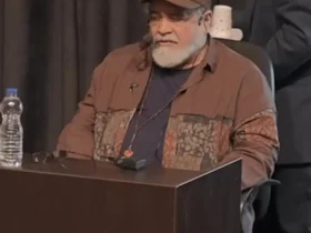 محمد رضا شریفی نیا: ما با آقای بیضه استنشاق کرده ایم