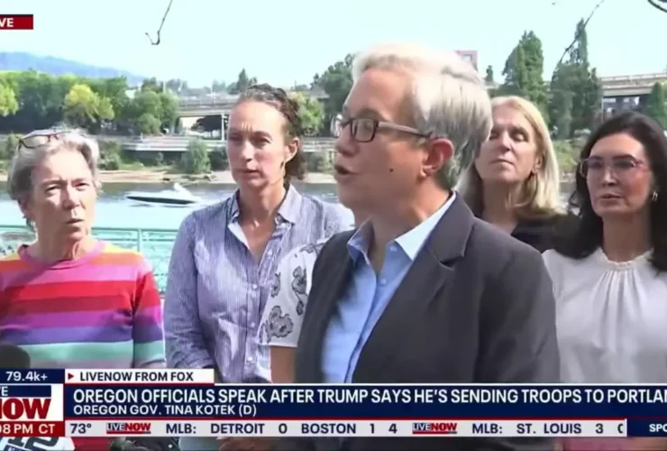 مخالفت فرماندار اورگان با ترامپ/ پورتلند نیازی به مداخله نظامی ندارد 20 مخالفت فرماندار اورگان با ترامپ/ پورتلند نیازی به مداخله نظامی ندارد