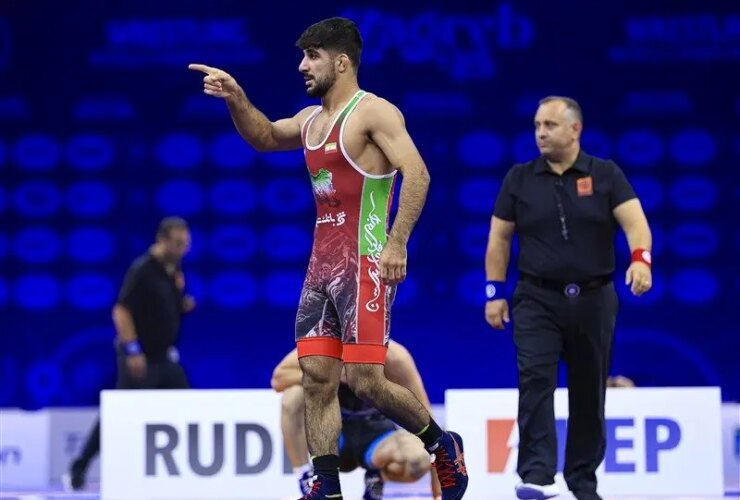 معجزه دوباره طلا بود. پیروزی سعید اسماعیلی در یک مبارزه نفس گیر با جعفرروف 24 معجزه دوباره طلا بود. پیروزی سعید اسماعیلی در یک مبارزه نفس گیر با جعفرروف