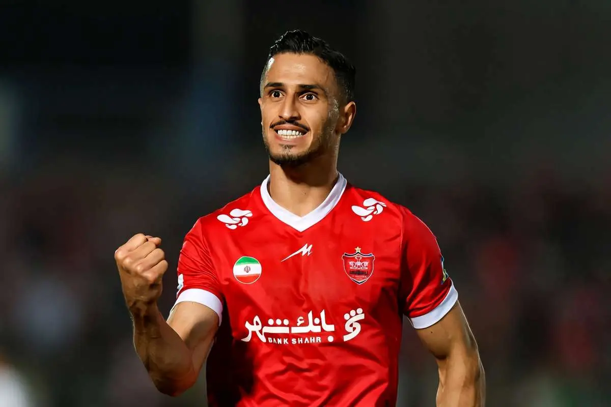 واکنش آلیپور به مصاحبه اعتراضی Persepolis Club 4 واکنش آلیپور به مصاحبه اعتراضی Persepolis Club
