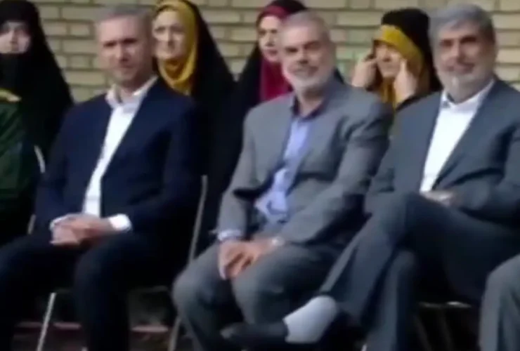 پزشکان به دانشجویان خطاب می کنند: شما طلا هستید