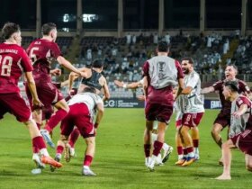 پیروزی روشن آل -واهدا مقابل مربی سپاهان