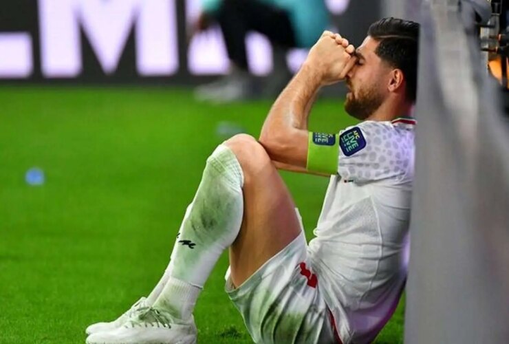 آیا کسی در مورد Alireza Jahanbakhsh می داند؟ 20 آیا کسی در مورد Alireza Jahanbakhsh می داند؟