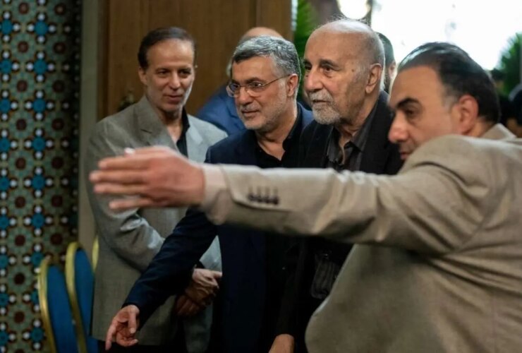 تصاویر چهره های سیاسی در پدر وزیر بهداشت 16 تصاویر چهره های سیاسی در پدر وزیر بهداشت