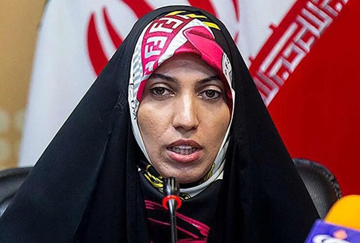 عکس بزرگداشت Amena Sadat Zabihpour با هواداران حزب الله در بیروت 32 عکس بزرگداشت Amena Sadat Zabihpour با هواداران حزب الله در بیروت