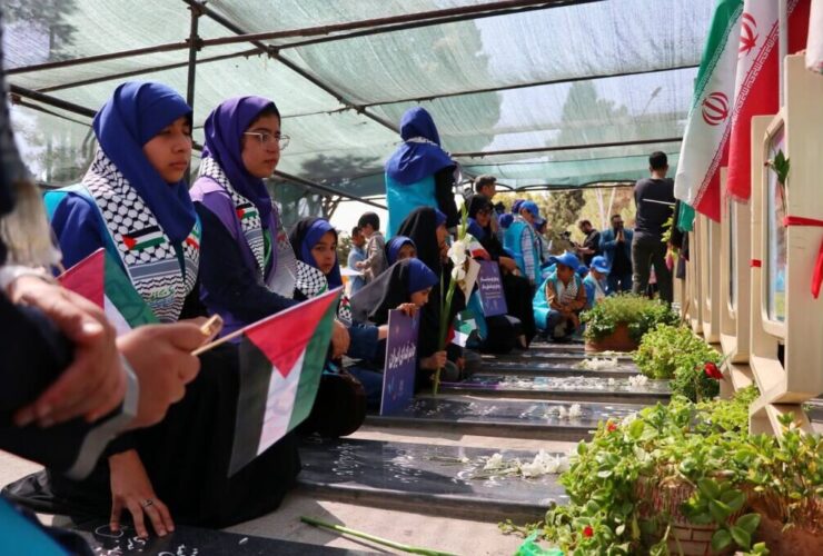 جشنواره فیلم کودکان و نوجوانان ̇sfahan افتتاح شد