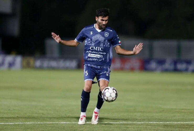 ورود به خشن ترین بازیکن لیگ برتر 18 ورود به خشن ترین بازیکن لیگ برتر