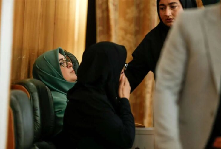 تصاویر حاشیه های کنفرانس مطبوعاتی فاطمه موهجارانی 28 تصاویر حاشیه های کنفرانس مطبوعاتی فاطمه موهجارانی