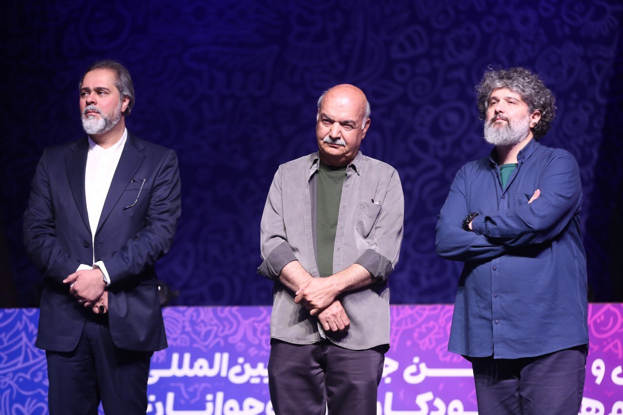 Iraj Tahmasb در پایان جشنواره / عکس فیلم کودکان