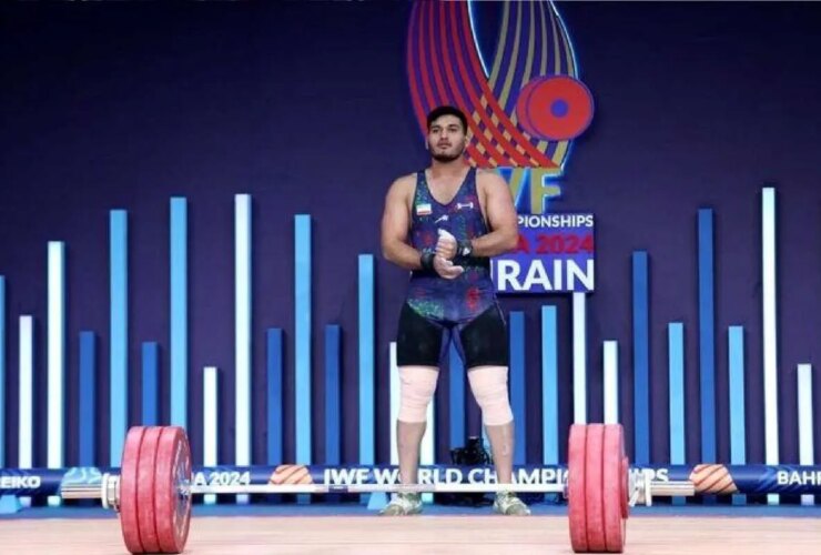 وزنه بردار 5 ساله ایرانی/قهرمان جهان