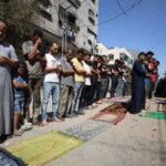 تصاویر اولین نماز جمعه پس از آتش بس در غزه انجام شد