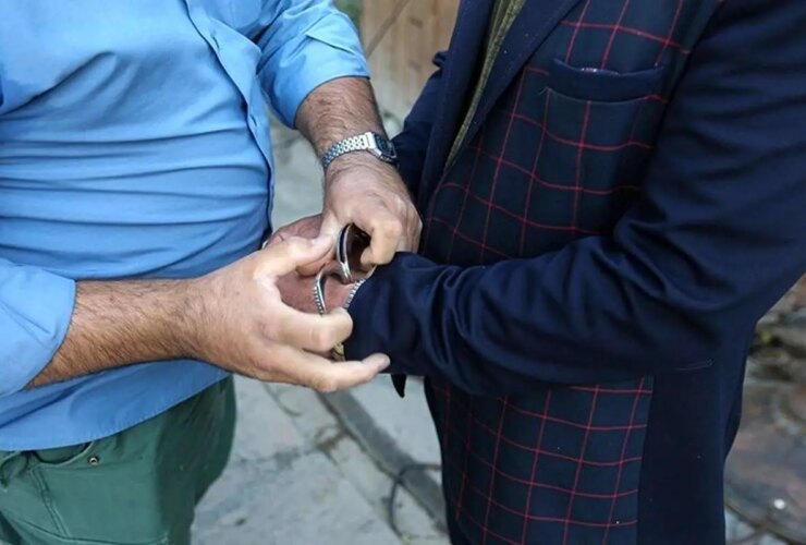 دستگیری عضو شورای شهر کرمانشاه 18 دستگیری عضو شورای شهر کرمانشاه