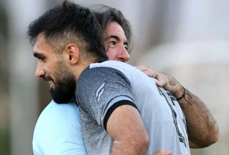 سازش ساپینتو با ستاره دروغین استقلال در عمل