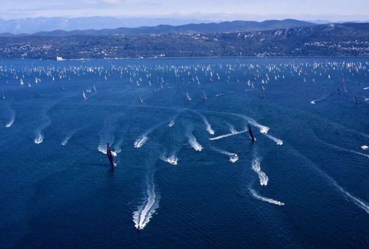 عکس بزرگترین مسابقه قایقرانی جهان 22 عکس بزرگترین مسابقه قایقرانی جهان