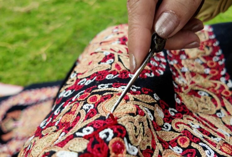 "میراث ابریشم و رنگ" ؛ گزارشی از هنر رشت