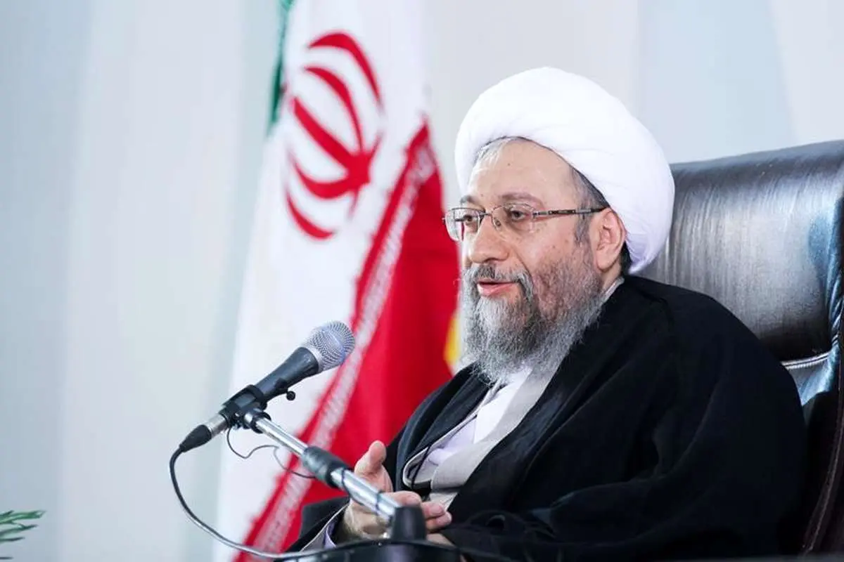 Amollarijani: ترامپ در مورد ایران می گوید