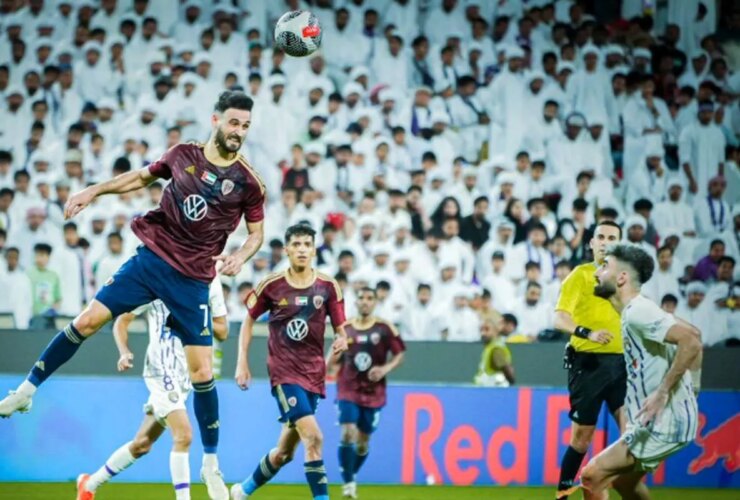 درخواست های امارات متحده عربی برای ترمیم کننده Persepolis Legionnaire در تیم ملی