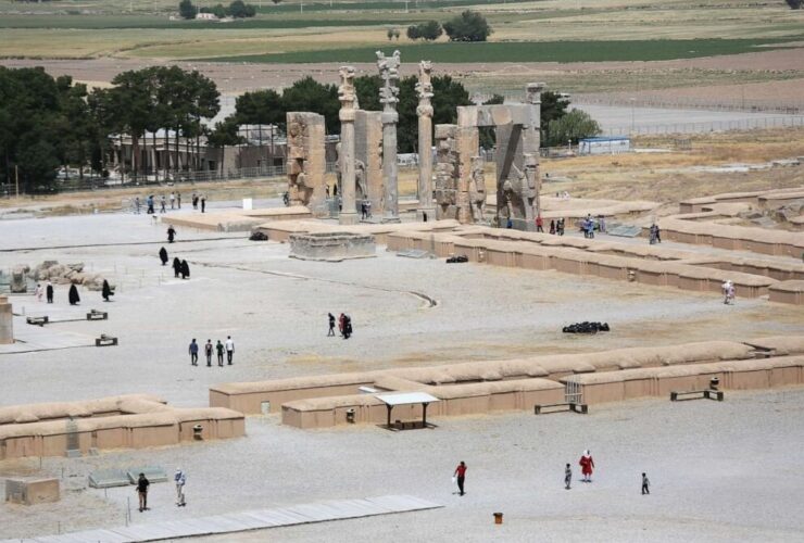 واکنش یک مقام به تهدیدات مربوط به حریم خصوصی پرسپولیس 10 واکنش یک مقام به تهدیدات مربوط به حریم خصوصی پرسپولیس