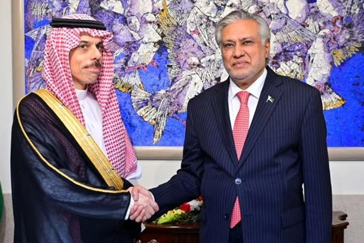 گفتگوی تلفنی وزرای خارجه پاکستان و عربستان سعودی 1 گفتگوی تلفنی وزرای خارجه پاکستان و عربستان سعودی